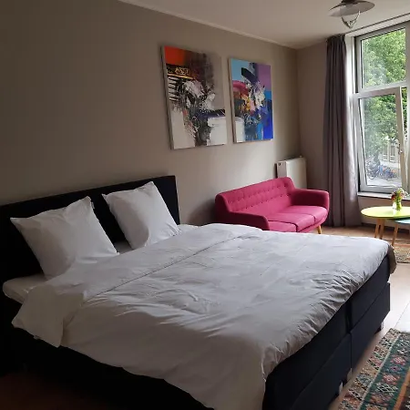 Holt Hotel