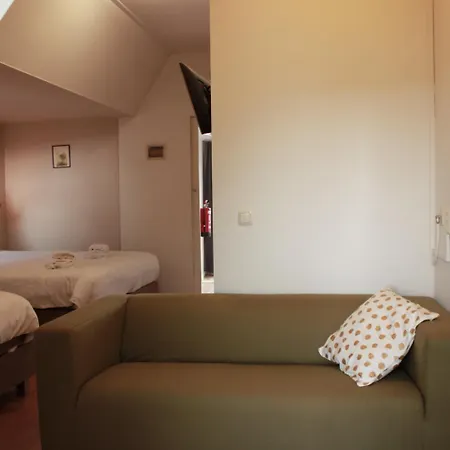 Hotel Holt *