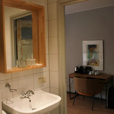 Hotel Holt